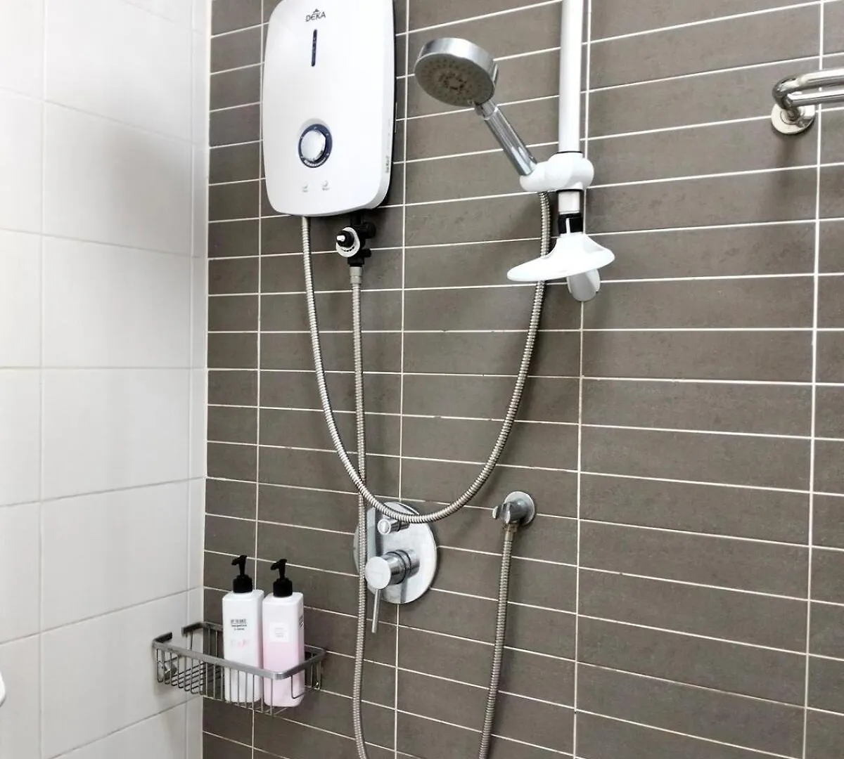 035 Palazio Apartment Japanese Style Studio Mount Austin Wifi & Netflix Johor Bahru