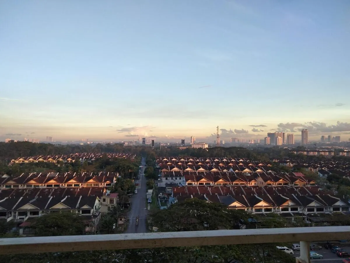 035 Palazio Apartment Japanese Style Studio Mount Austin Wifi & Netflix Johor Bahru
